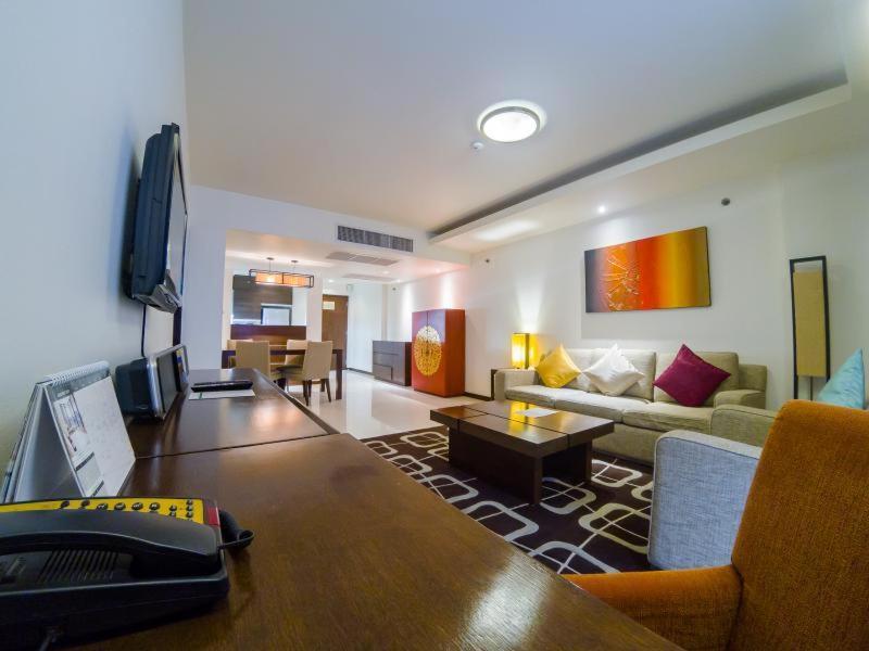Oakwood Residence Sukhumvit Thonglor Bangkok Habitación foto